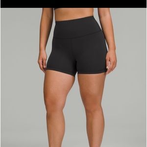 Brand New Lululemon Wunder Train Contour Fit High-Rise Short 4”